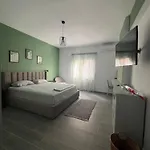 Luxe Orikum Апартаменты *
