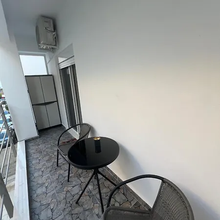 Luxe Orikum Apartment *